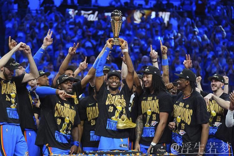 亚历山大前两场总决赛轰下72分 创NBA历史新高 亚历山大前两场总决赛轰下72分 创NBA历史新高